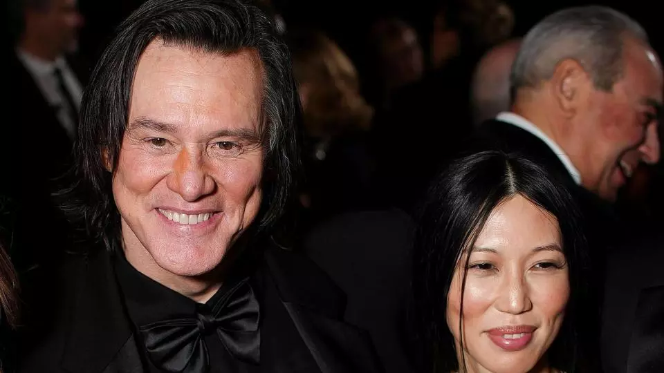 Jim Carrey Marries Longtime Girlfriend Min Ah Jim Carrey Marries Longtime Girlfriend Min Ah