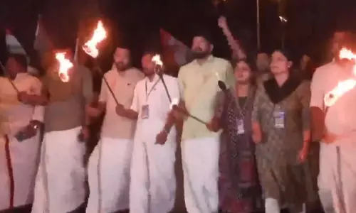 CPI(M), Cong Trade Charges over Violence at Kerala University Hostel