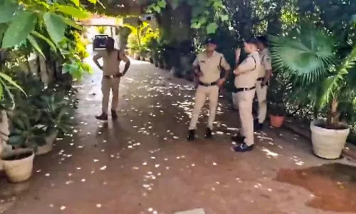 Ex-IAS Officer Murder: Caretaker Snaps Gas Pipe, Tries to Torch House Before Fleeing