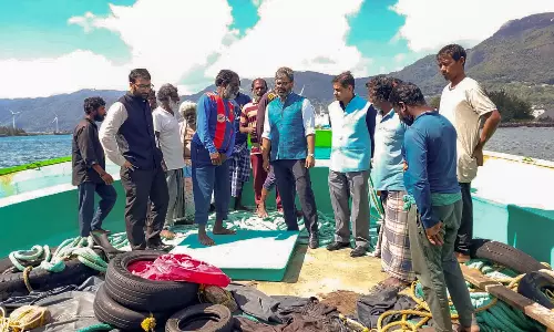 India Thanks Seychelles for Rescuing 17 Indian Fishermen India Thanks Seychelles for Rescuing 17 Indian Fishermen