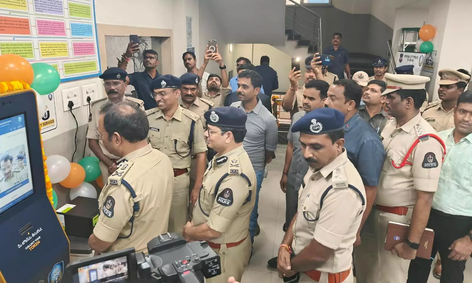 Police launch Setu pilot at Mehdipatnam Police launch Setu pilot at Mehdipatnam