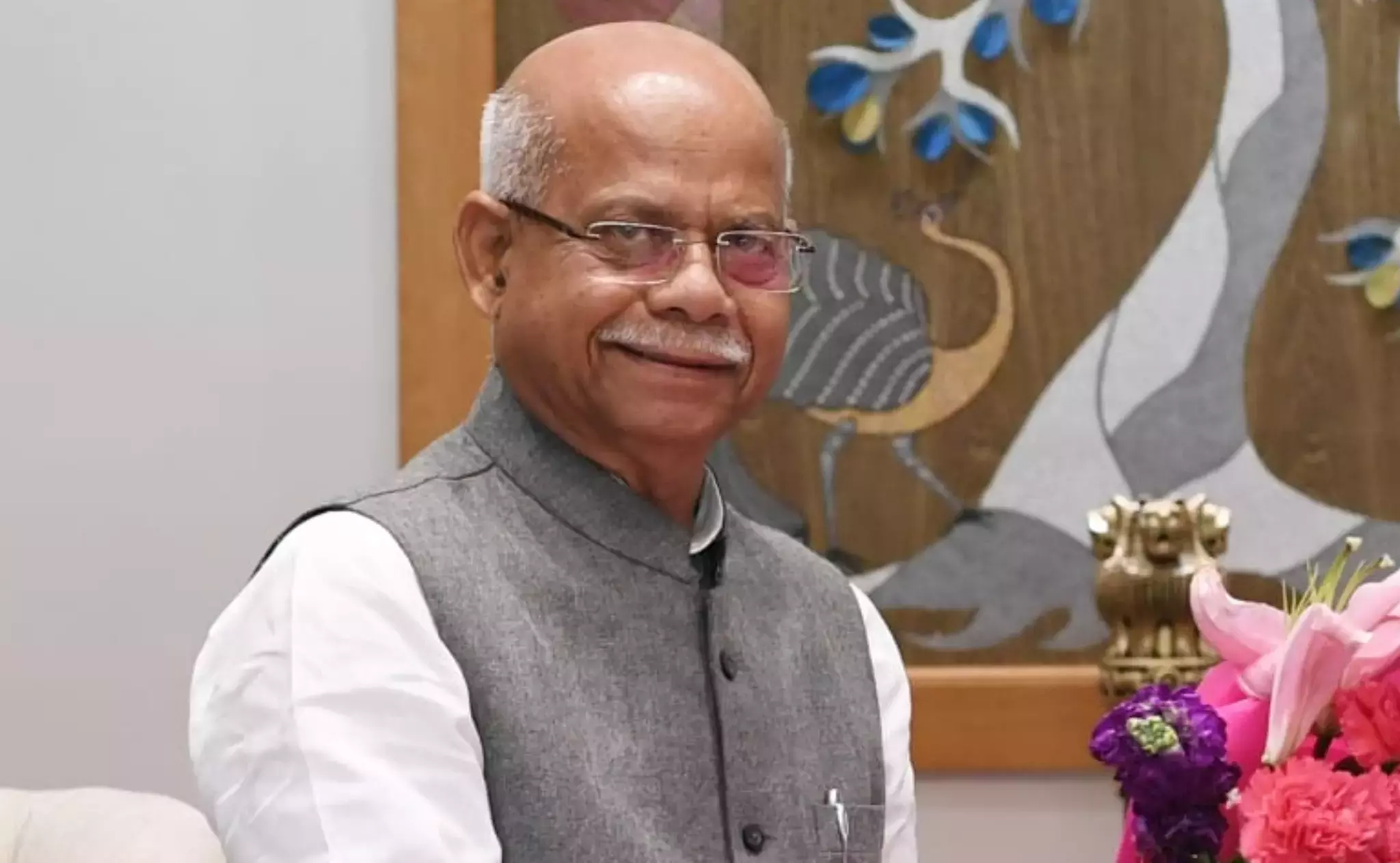 Governor Shiv Pratap Shukla Pays Tributes To Lal Bahadur Shastri In Hyderabad Governor Shiv Pratap Shukla Pays Tributes To Lal Bahadur Shastri In Hyderabad