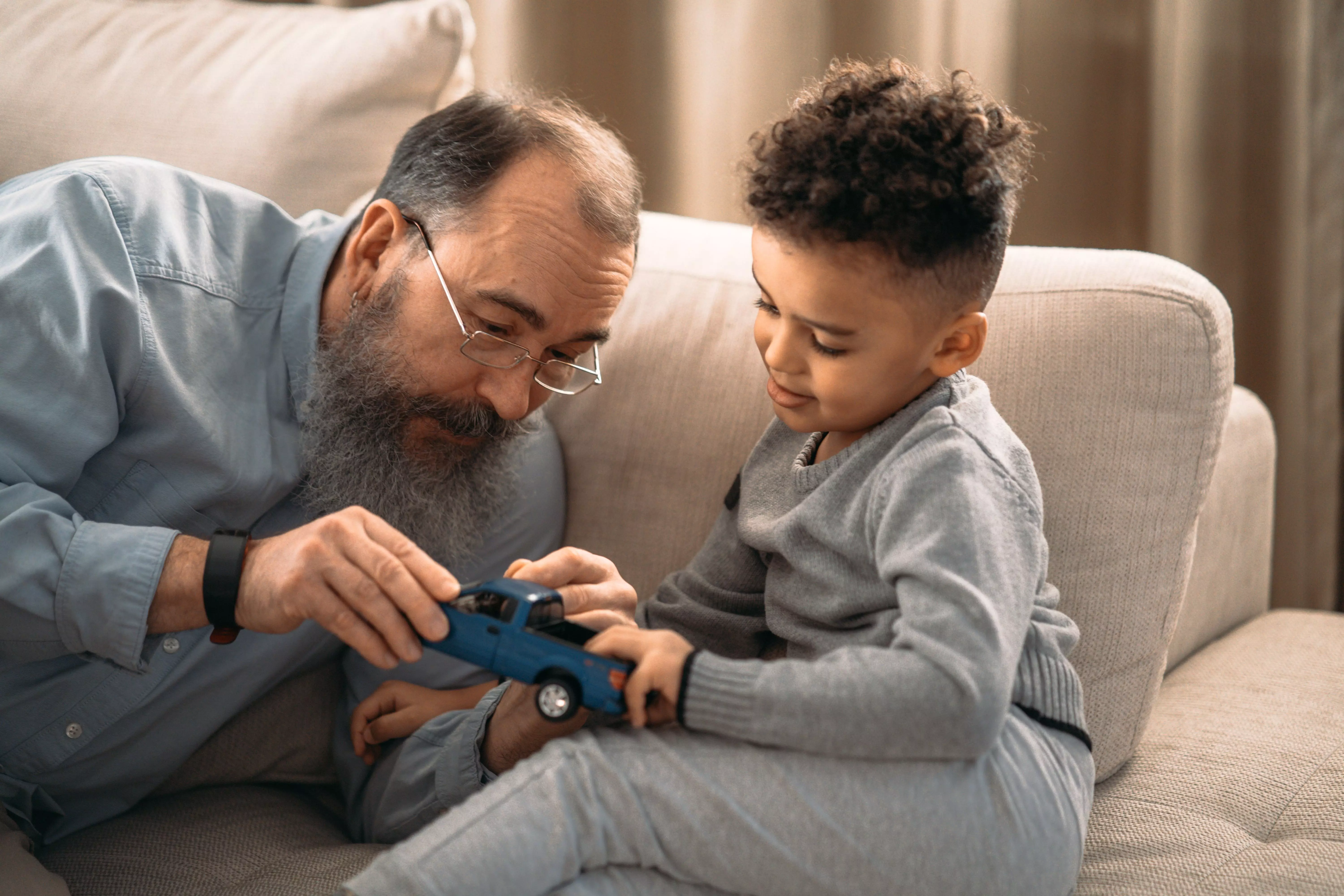 Shashi Warrier|The Silent Generation & the Grandparent App Shashi Warrier|The Silent Generation & the Grandparent App