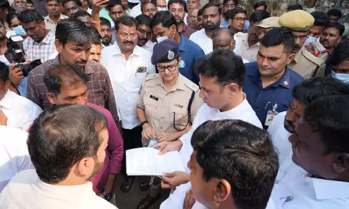 Vikarabad Bus Accident: Sridhar Babu Announces Rs.5 Lakh Ex-Gratia