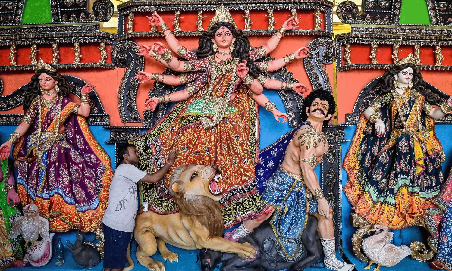 Durga Puja 2026: 7 Popular Pandals to Visit for Pandal Hopping in Hyderabad Durga Puja 2026: 7 Popular Pandals to Visit for Pandal Hopping in Hyderabad