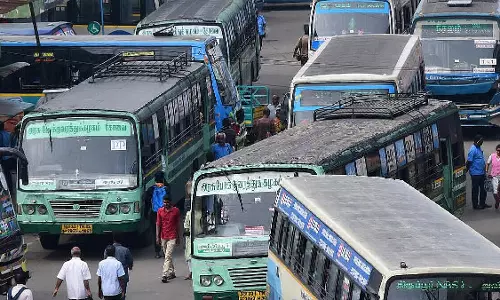 Transport Dept Asks Bus Crew to Operate ‘Vetri Payanam’ Buses as per Time-Table Transport Dept Asks Bus Crew to Operate ‘Vetri Payanam’ Buses as per Time-Table