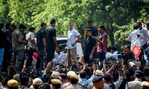 Opposition Leaders Detained During INDIA Bloc March To Election Commission