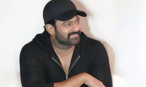 Prabhas Greets Amitabh Bachchan Prabhas Greets Amitabh Bachchan