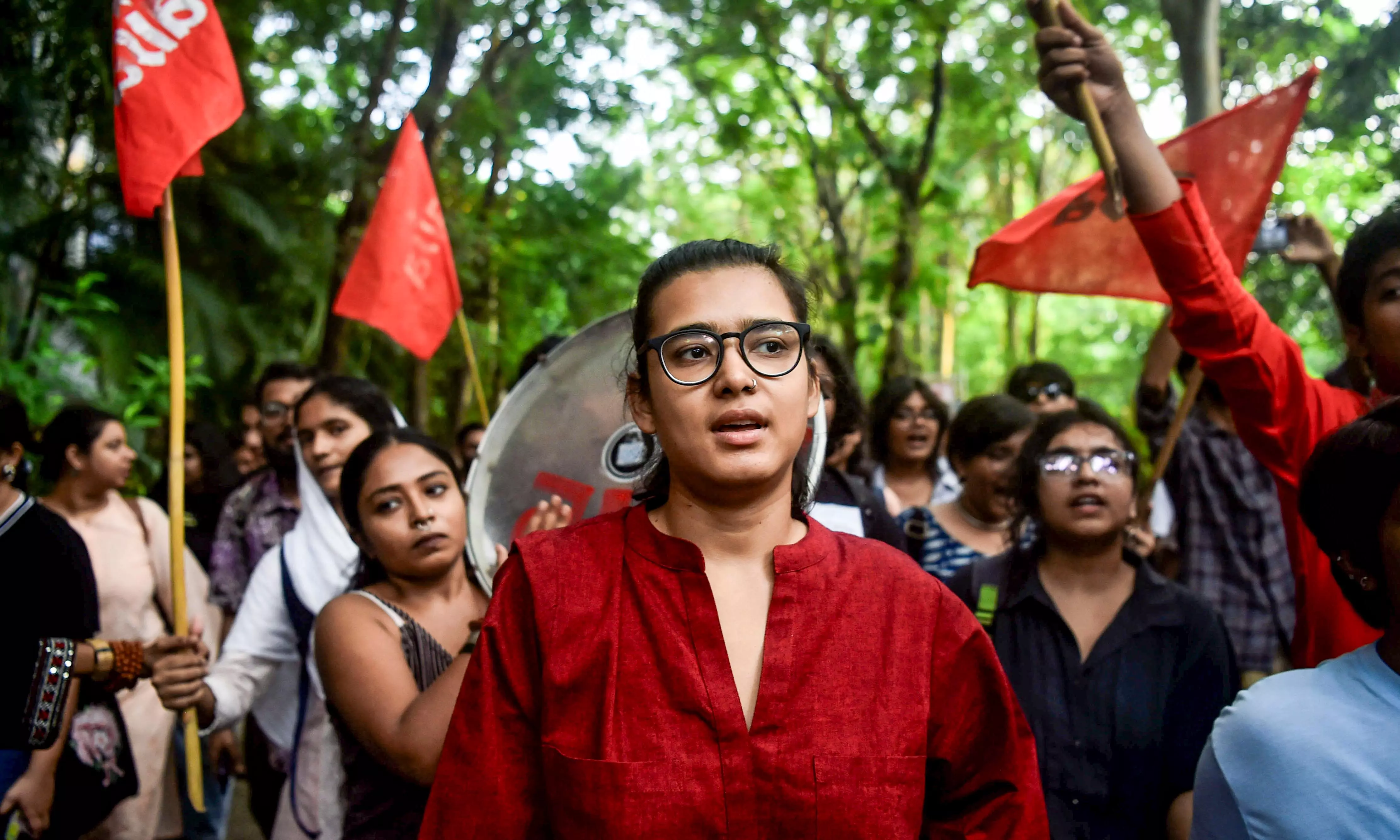 Jadavpur University Dissolves Panel That Cleared Left Student Groups’ Event Jadavpur University Dissolves Panel That Cleared Left Student Groups’ Event