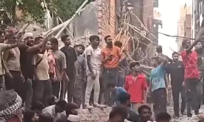 People Feared Trapped After Building Front Collapses In Delhi People Feared Trapped After Building Front Collapses In Delhi