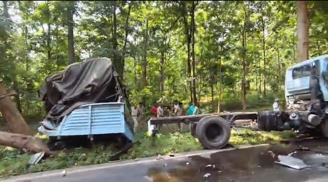 CRPF Jawan Dies After Sand-Laden Lorry Hits Van
