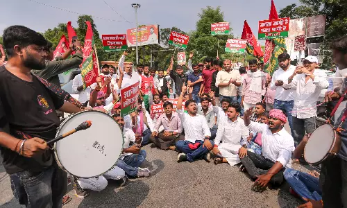 FIR Filed Against SP Workers Over CEC Protest in UP’s Pratapgarh FIR Filed Against SP Workers Over CEC Protest in UP’s Pratapgarh