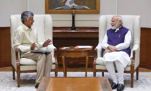 Naidu Seeks Centre’s Support For Drought Relief, River Link, Polavaram Naidu Seeks Centre’s Support For Drought Relief, River Link, Polavaram