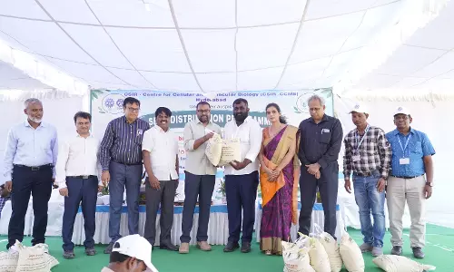 CCMB Distributes Climate-Resilient Rice Seeds To Farmers To Study Ability To Withstand Infections CCMB Distributes Climate-Resilient Rice Seeds To Farmers To Study Ability To Withstand Infections