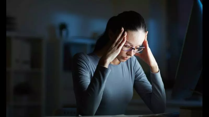 Experts Caution Against Self-Diagnosis Via Social Media Experts Caution Against Self-Diagnosis Via Social Media