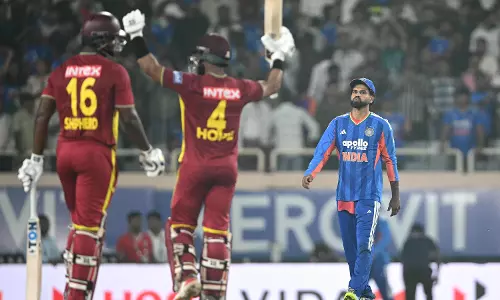 Hope Ton Guns Down 250 as Windies Stun India