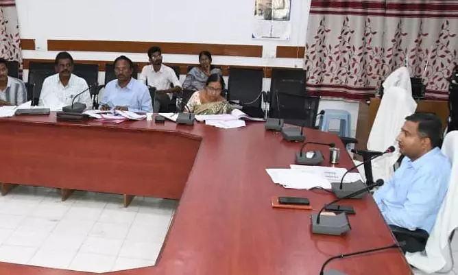 Adilabad Collector Rajarshisha Reviews Student Attendance, Digital Learning Platforms Adilabad Collector Rajarshisha Reviews Student Attendance, Digital Learning Platforms