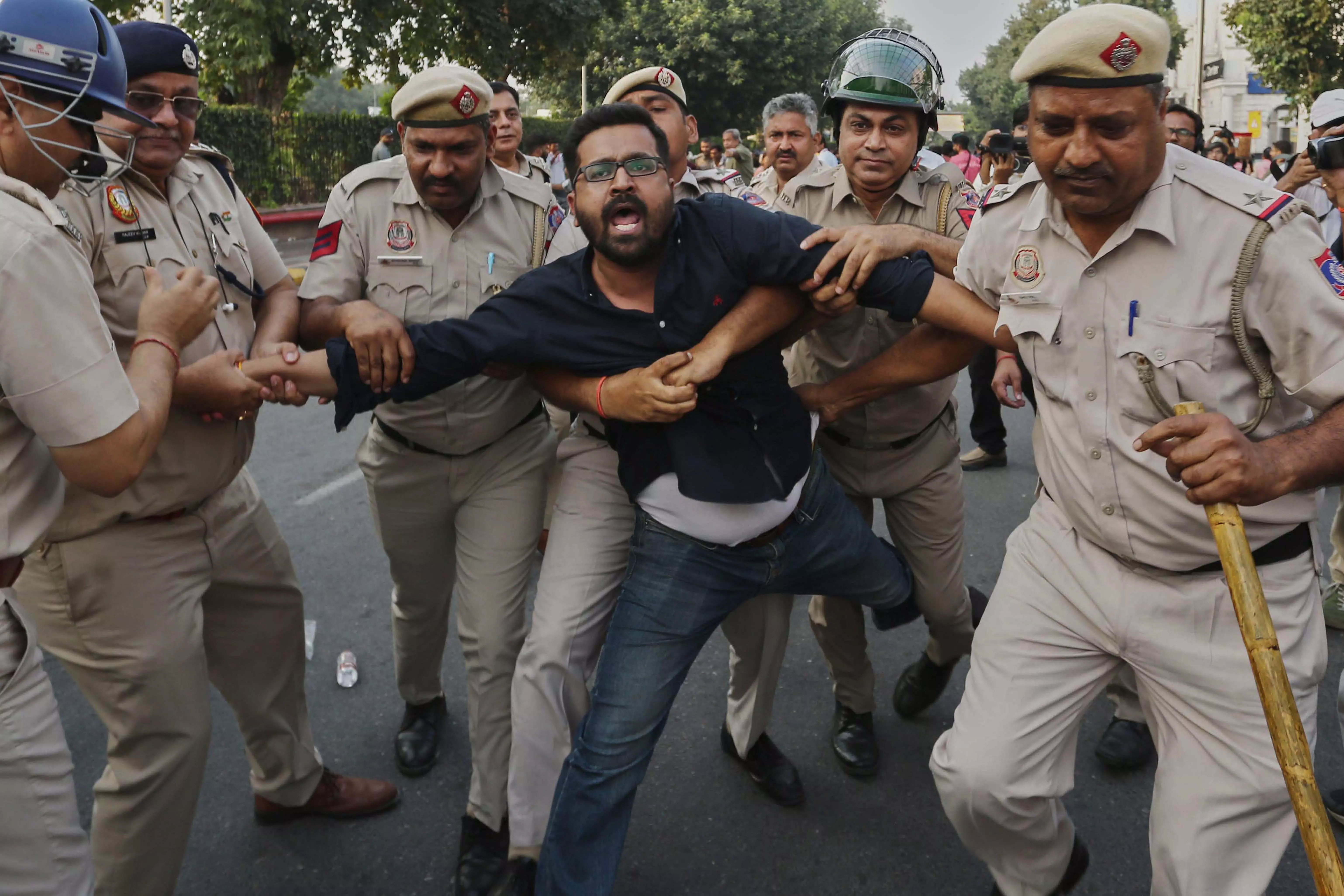 UN Raises Alarm Over Mass Detentions During Delhi Protests UN Raises Alarm Over Mass Detentions During Delhi Protests