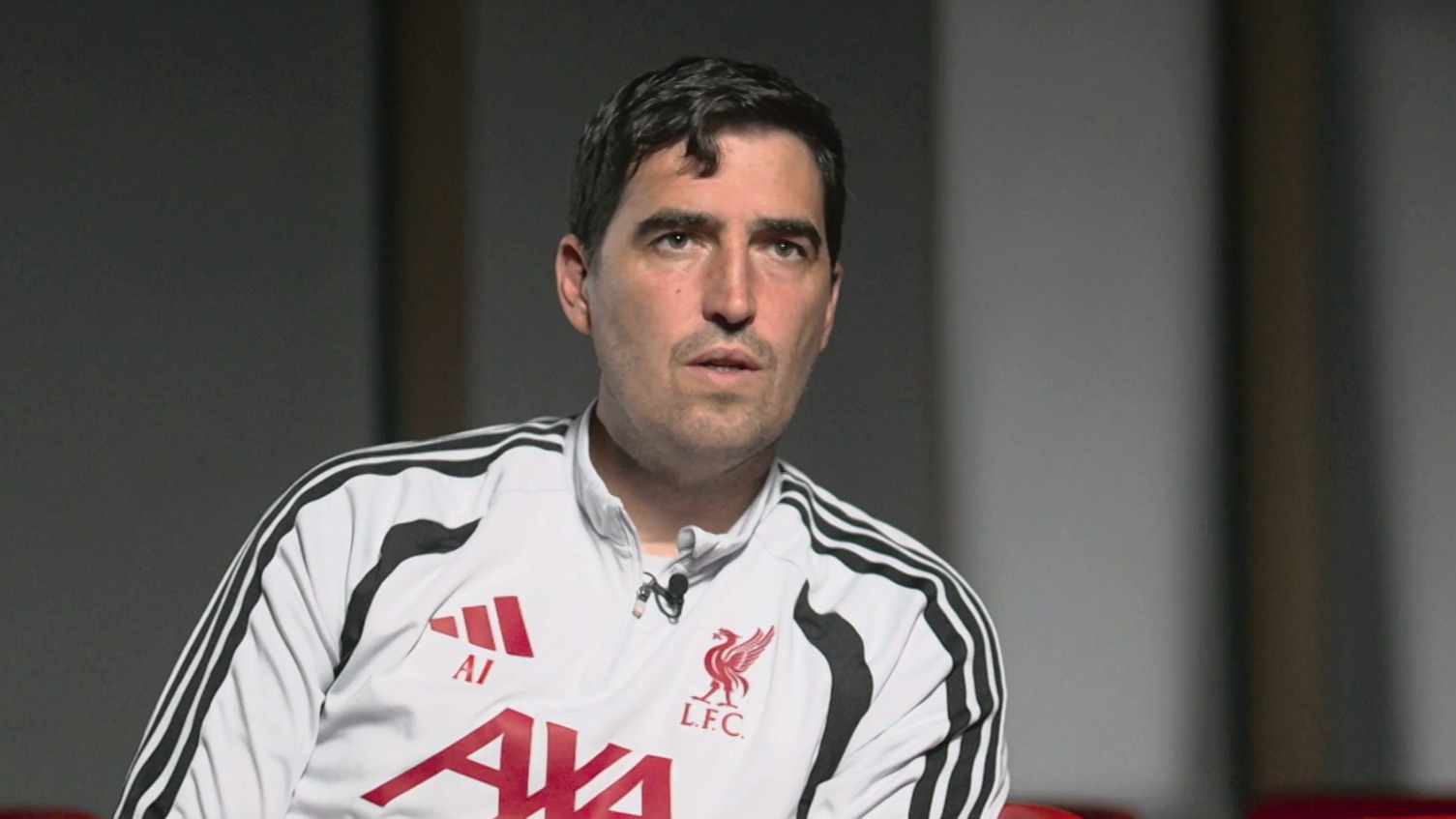 Iraola Targets Anfield Statement Against Manchester City