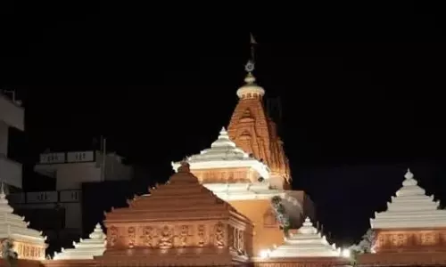 Firecracker Sparks Blaze At Temple Pandal