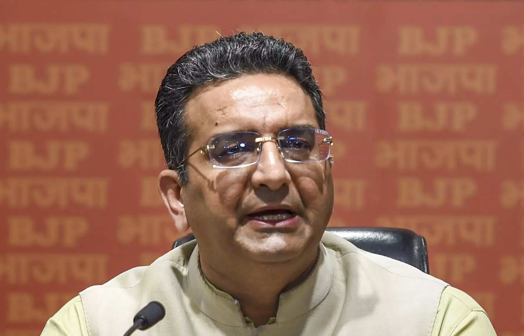 BJP Slams Rahul Gandhi Over CJI Meeting Request BJP Slams Rahul Gandhi Over CJI Meeting Request