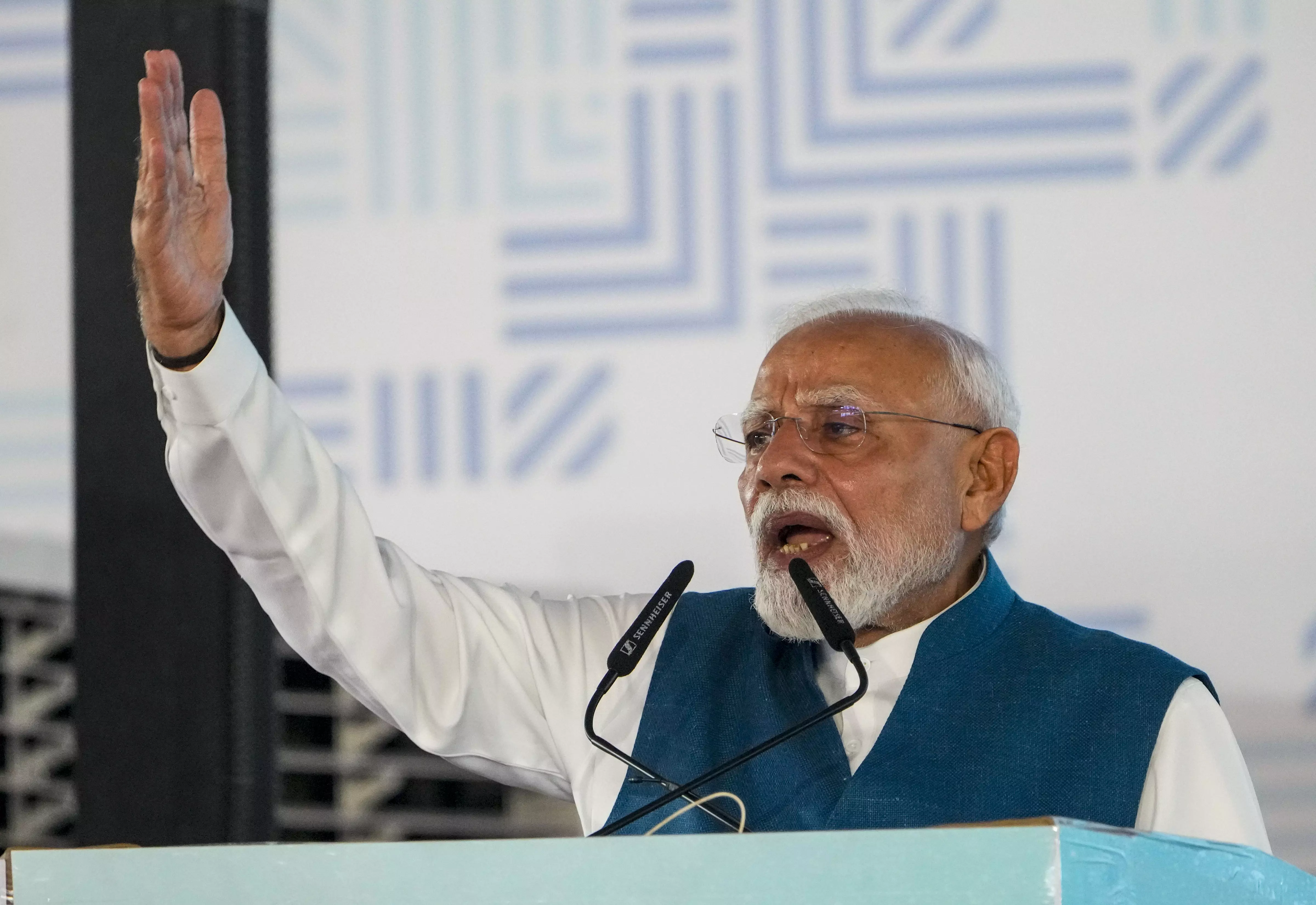 Centre Committed to Helping TN Scale New Heights: PM Modi Centre Committed to Helping TN Scale New Heights: PM Modi