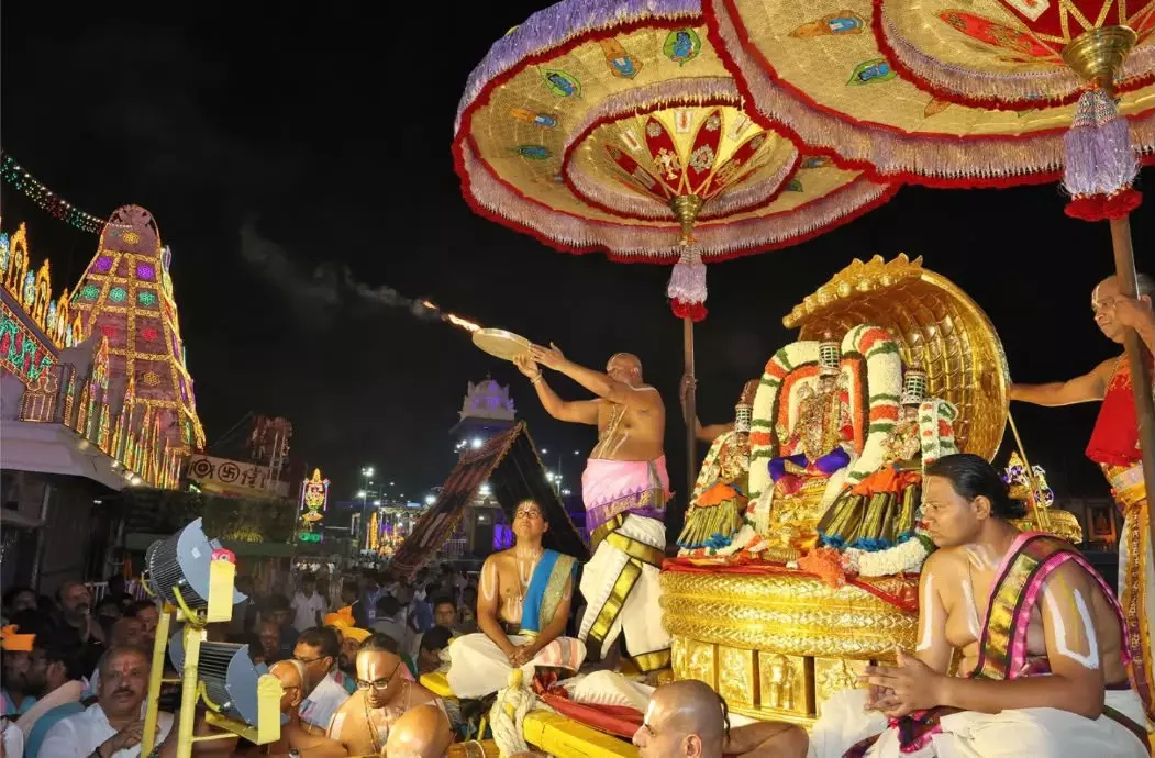 Navahnika Navaratri Brahmotsavams Begin At Tirumala Navahnika Navaratri Brahmotsavams Begin At Tirumala