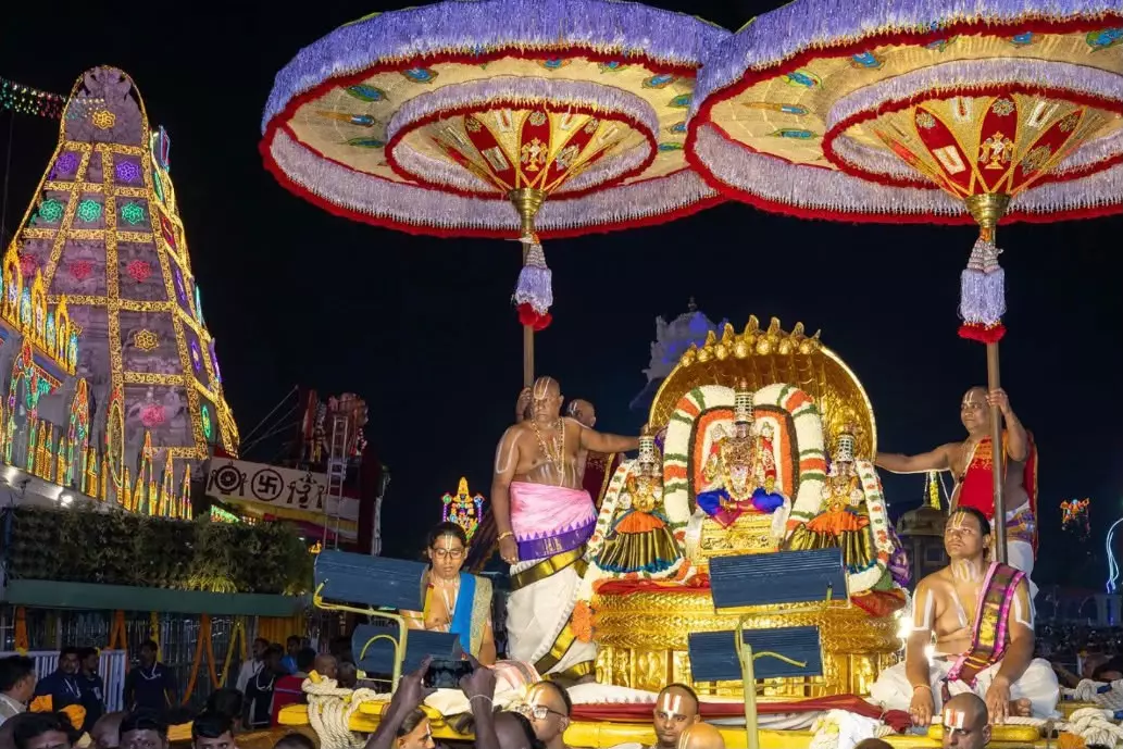 Navahnika Navaratri Brahmotsavams Begin At Tirumala Navahnika Navaratri Brahmotsavams Begin At Tirumala