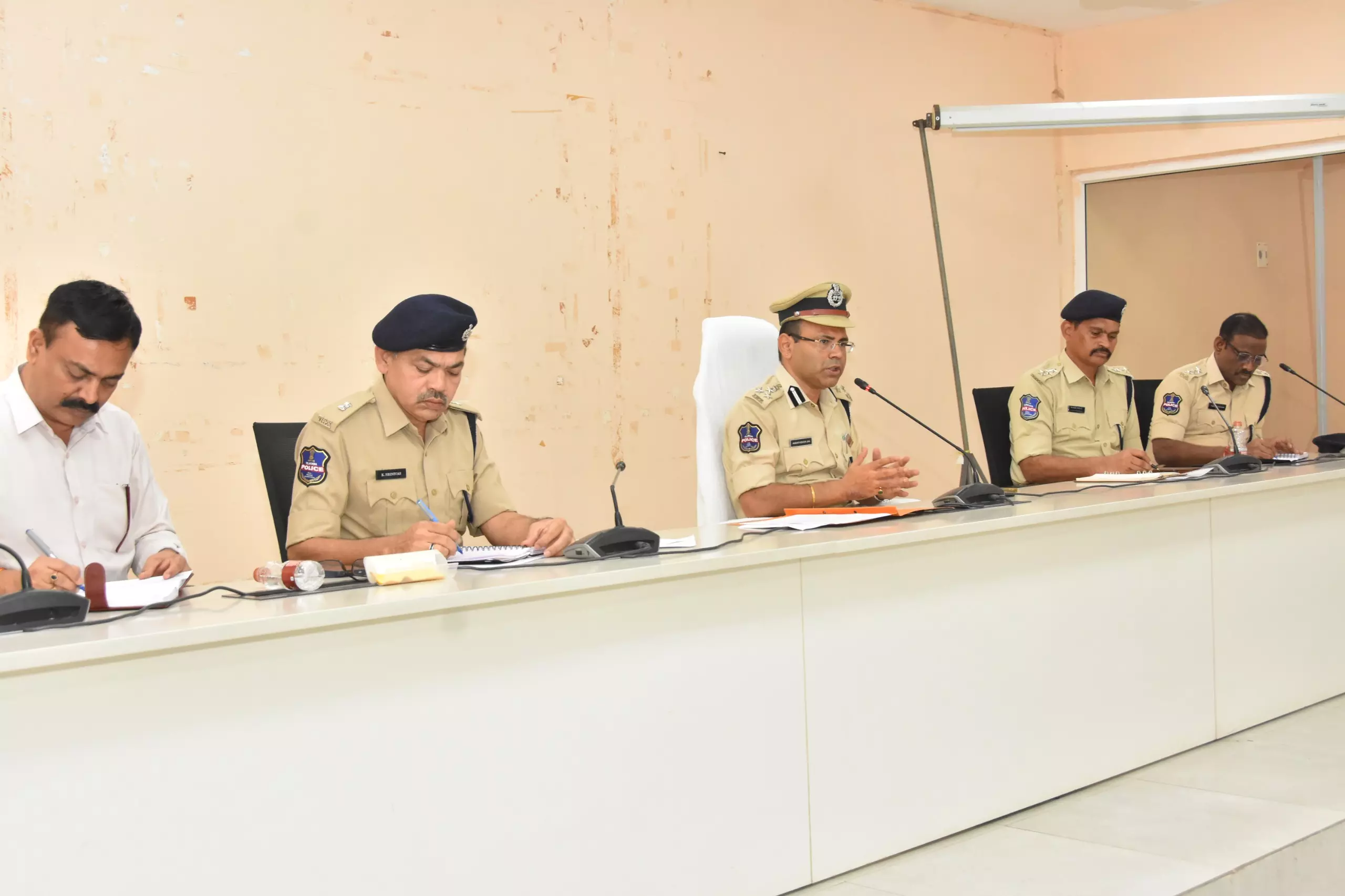Ramagundam CP Seeks Bankers’ Cooperation To Curb Crime At Banks, ATMs Ramagundam CP Seeks Bankers’ Cooperation To Curb Crime At Banks, ATMs