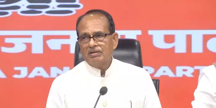 BJP Accuses Cong of Creating Chaos, Attacking Institutions BJP Accuses Cong of Creating Chaos, Attacking Institutions