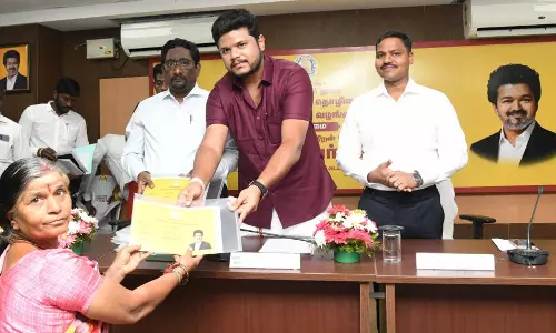 Minister Distributes ₹42 Lakh Welfare Aid To Unorganised Sector Workers