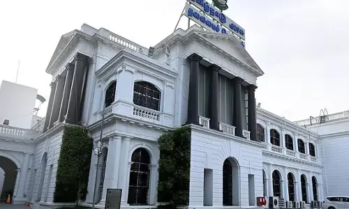 Power Cuts Hit TN Secretariat, Ministers Offices, Alleges PMK Chief Power Cuts Hit TN Secretariat, Ministers Offices, Alleges PMK Chief