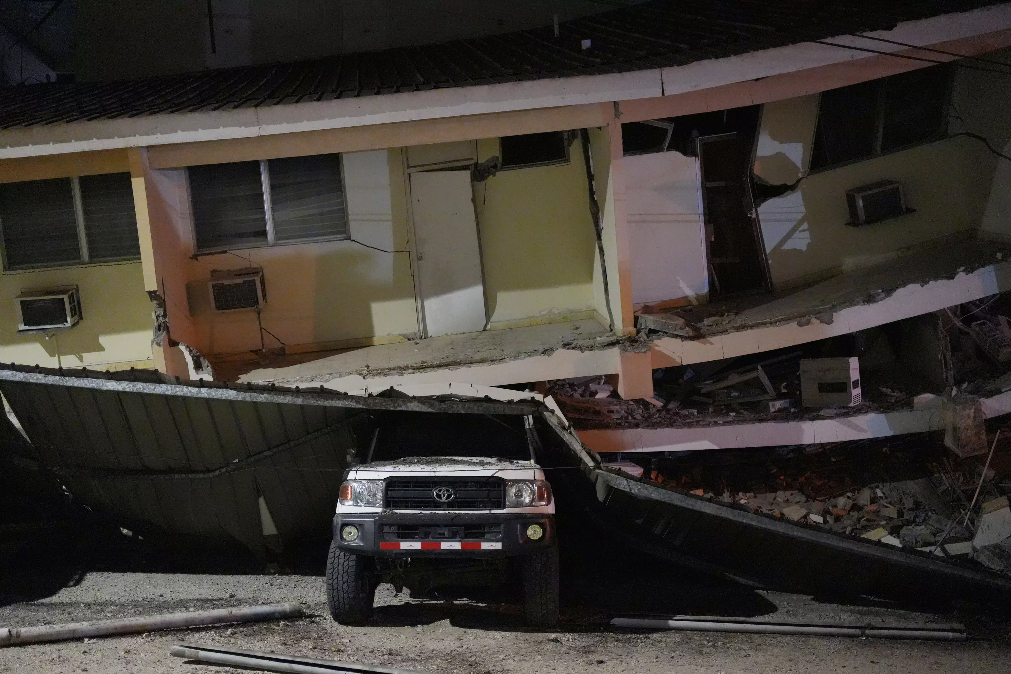 6.1 Quake Jolts Panama After Fridays Destructive Tremors 6.1 Quake Jolts Panama After Fridays Destructive Tremors