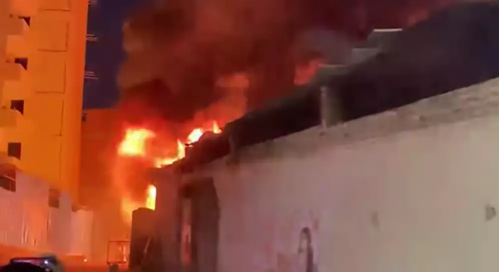 Hyderabad: Fire Destroys Furniture at Five Shops in Tappachabutra Hyderabad: Fire Destroys Furniture at Five Shops in Tappachabutra