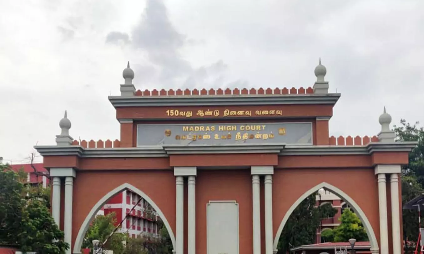 Madras HC Upholds Speaker’s Decision to Accept Resignations of Six AIADMK MLAs Madras HC Upholds Speaker’s Decision to Accept Resignations of Six AIADMK MLAs