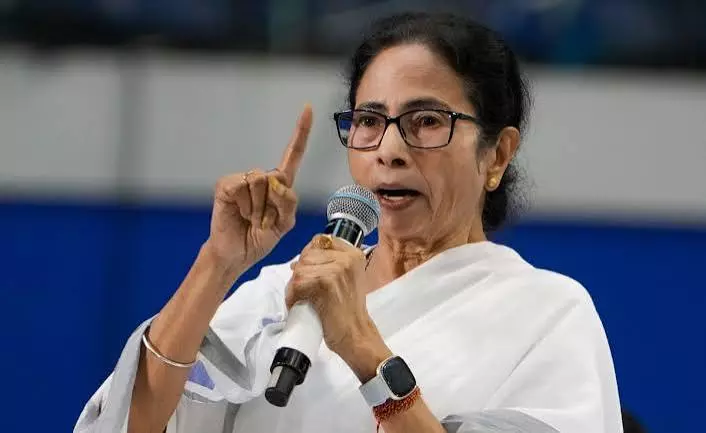 Police Complaint Filed Over Knife Attack Attempt On Mamata Near Her Home Police Complaint Filed Over Knife Attack Attempt On Mamata Near Her Home