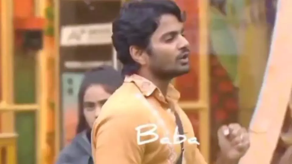 Netizens Slam Rohith For Dragging Thirguns Family Into Nominations Netizens Slam Rohith For Dragging Thirguns Family Into Nominations