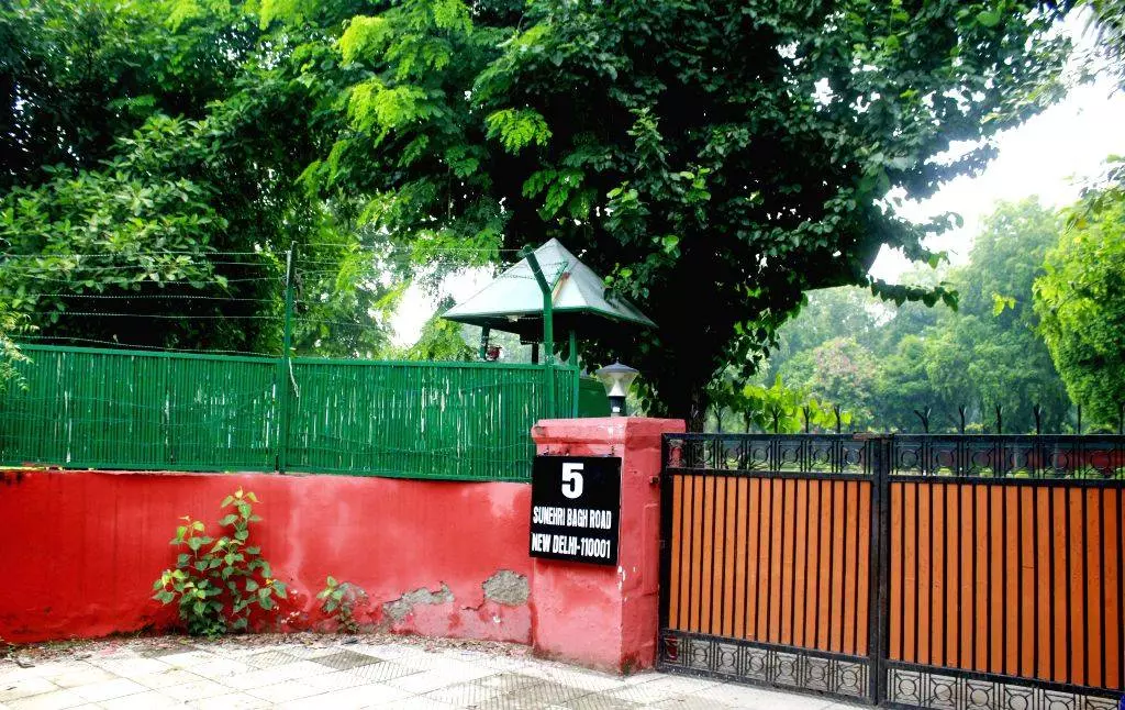 Delhi Police Refutes Claims of Attack at Rahul Gandhis Residence Delhi Police Refutes Claims of Attack at Rahul Gandhis Residence