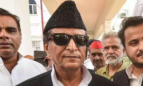 New FIR Against Azam Khan Over Varsity Funds New FIR Against Azam Khan Over Varsity Funds