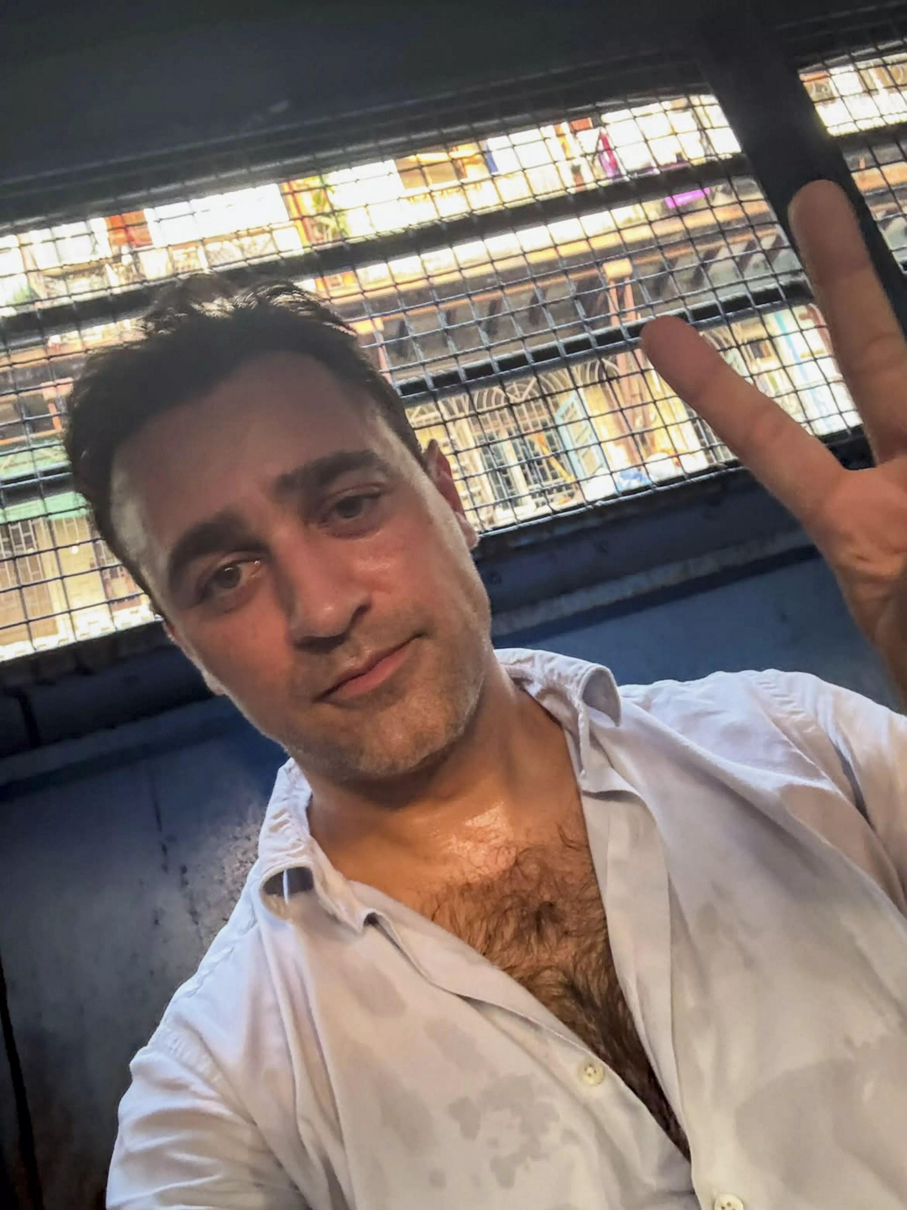 Actor Imran Khan to Move HC After Police Asks Him to Leave India For Attending Protest Actor Imran Khan to Move HC After Police Asks Him to Leave India For Attending Protest
