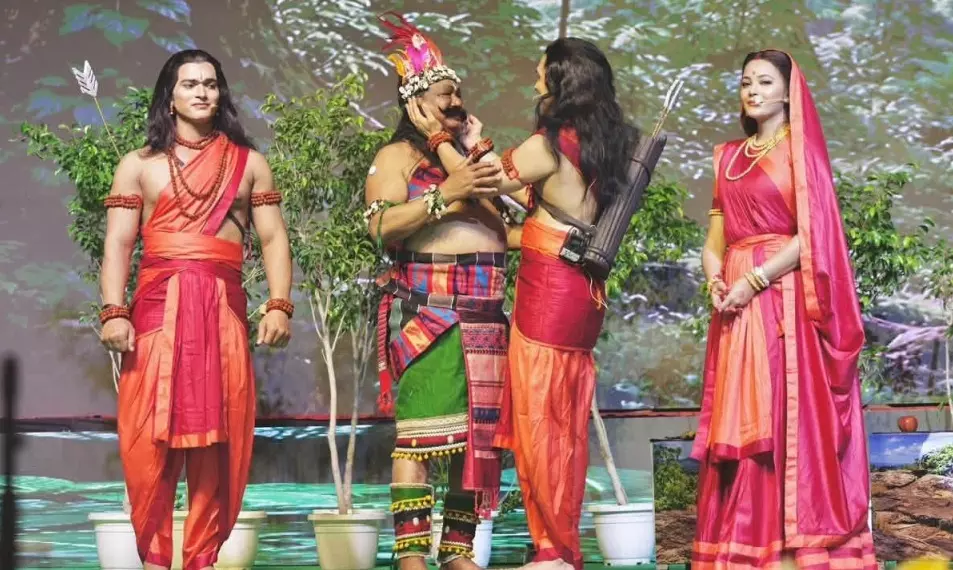 Union Minister Jual Oram Turns Actor, Plays Nishadraj Guha in Delhi Ramlila Union Minister Jual Oram Turns Actor, Plays Nishadraj Guha in Delhi Ramlila