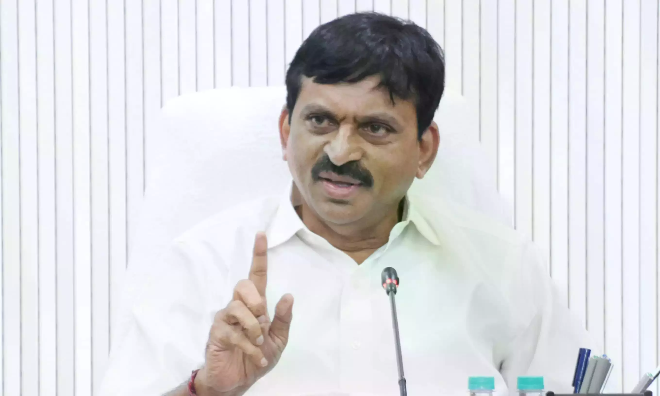 BRS Shut Singareni Mines, Ruined Livelihoods Of 40,000 Workers: Ponguleti BRS Shut Singareni Mines, Ruined Livelihoods Of 40,000 Workers: Ponguleti