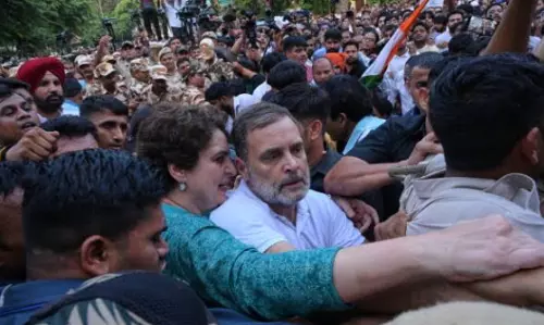 SC Seeks ECI Response on Rahul Gandhi’s SIR Plea, Says Nobody Can Browbeat Judiciary