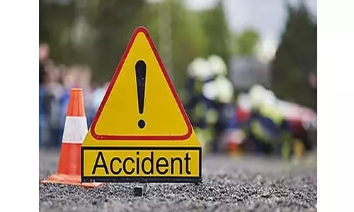 Konaseema Ambedkar Dt: Triple Riding Turns Fatal, 2 Youth Killed in Accident Konaseema Ambedkar Dt: Triple Riding Turns Fatal, 2 Youth Killed in Accident