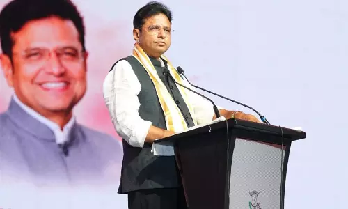 Telangana And TN Have Complementary Strengths, Says Minister Sridhar Babu Telangana And TN Have Complementary Strengths, Says Minister Sridhar Babu