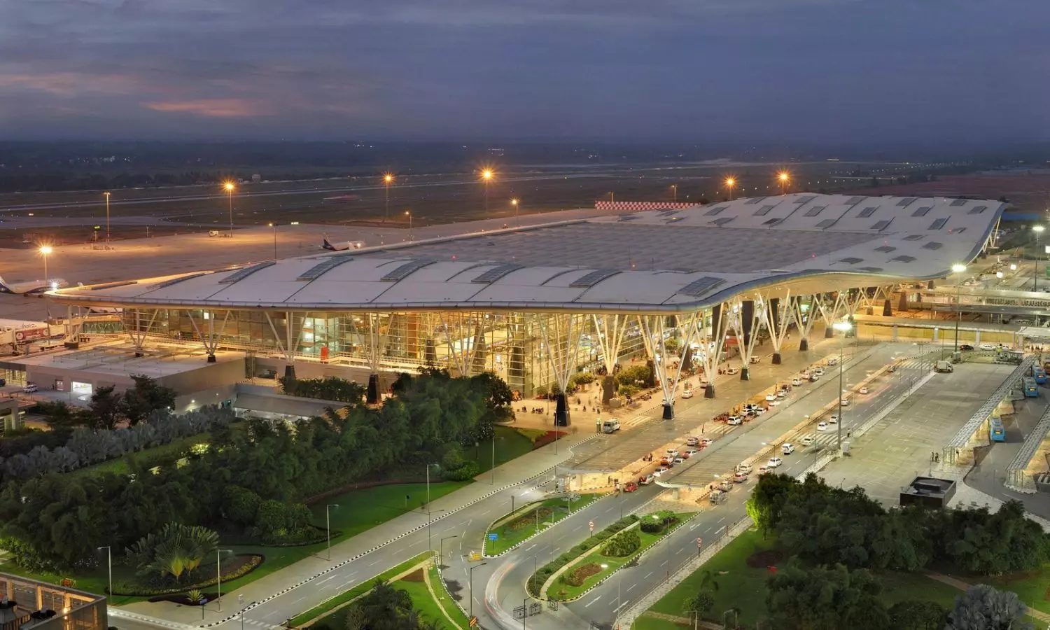 Bengaluru Airport Signs MoU With Vancouver Airport of Canada Bengaluru Airport Signs MoU With Vancouver Airport of Canada