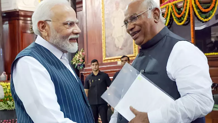 Kharge Urges Modi to Hold All-Party Meet on Delimitation Proposals Kharge Urges Modi to Hold All-Party Meet on Delimitation Proposals