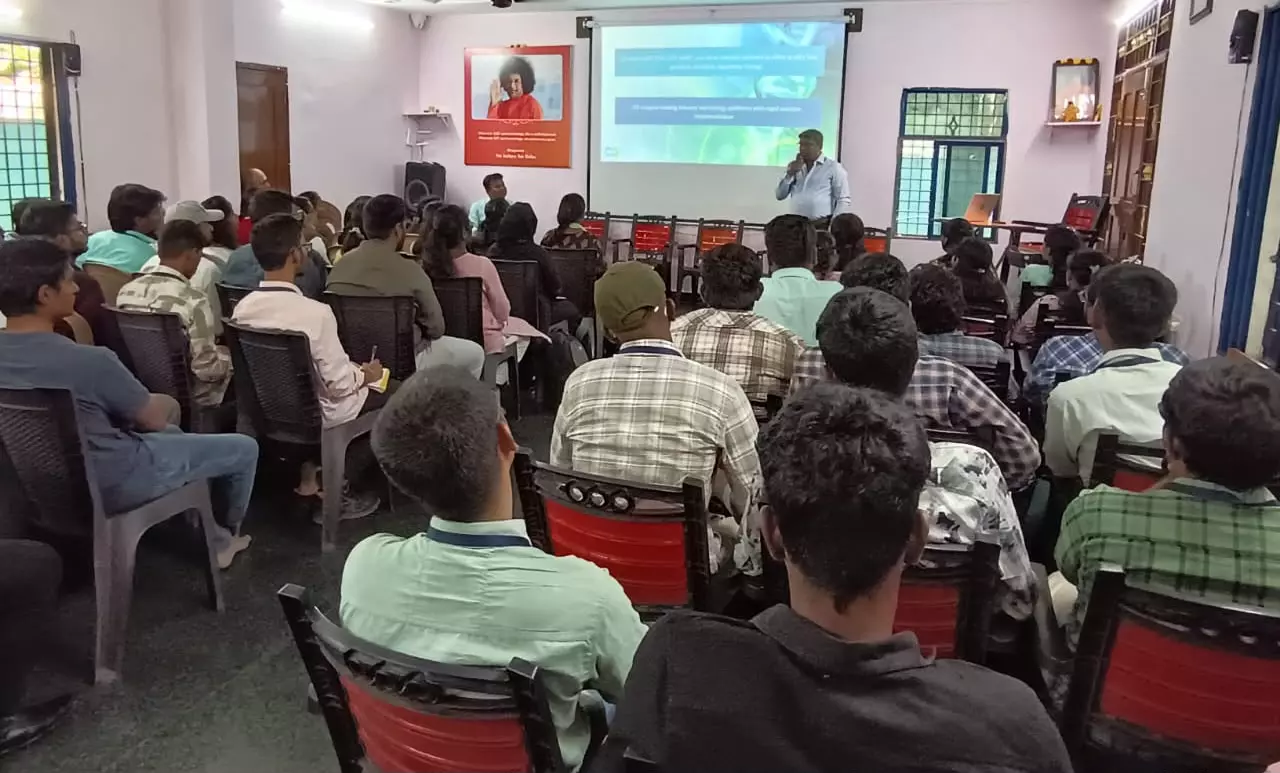 Sri Sathya Sai Dakshata Offers Free Data Engineer Course For Unemployed Youth Sri Sathya Sai Dakshata Offers Free Data Engineer Course For Unemployed Youth
