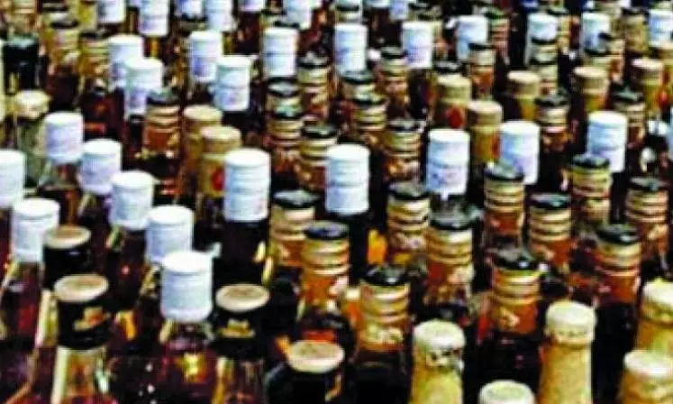 MP Spurious Liquor Case: Accused Used AI to Learn Brewing Methods MP Spurious Liquor Case: Accused Used AI to Learn Brewing Methods
