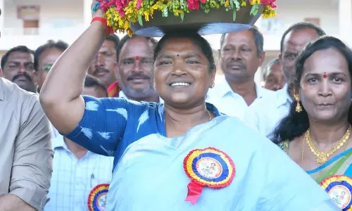 Seethakka Calls On Women To Rise From Dependence To Leadership Seethakka Calls On Women To Rise From Dependence To Leadership